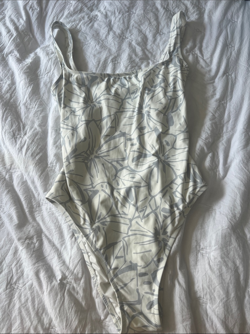 Madewell Cream One-Piece Swimsuit with Light Gray Floral Print